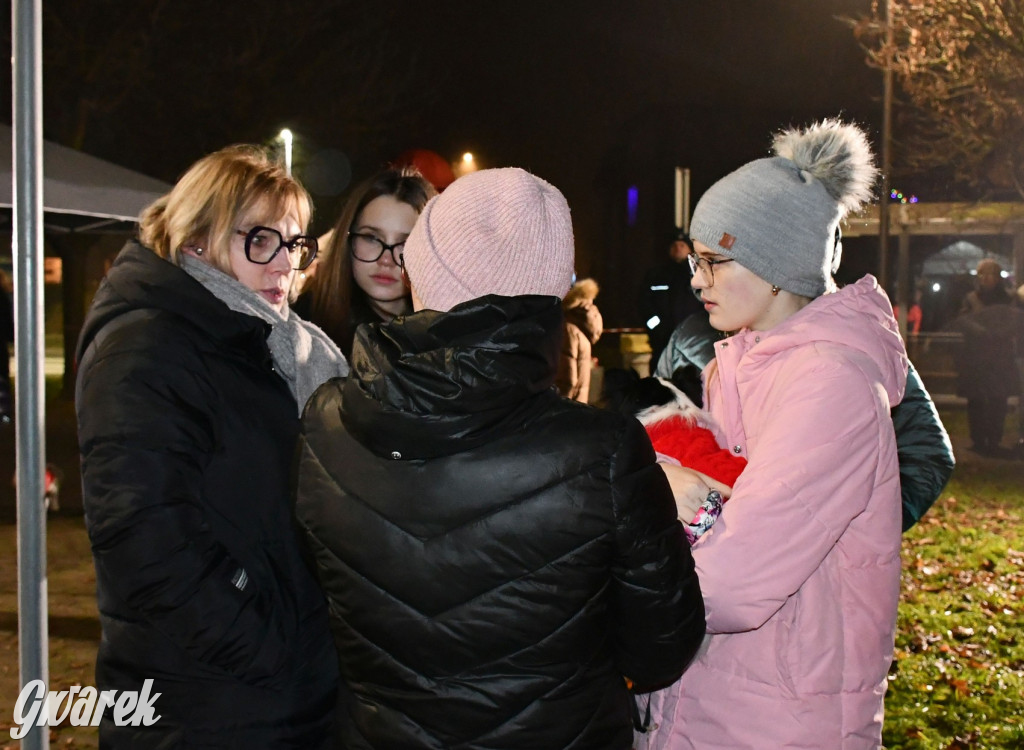 Przednia świąteczna zabawa w Bobrownikach Śląskich