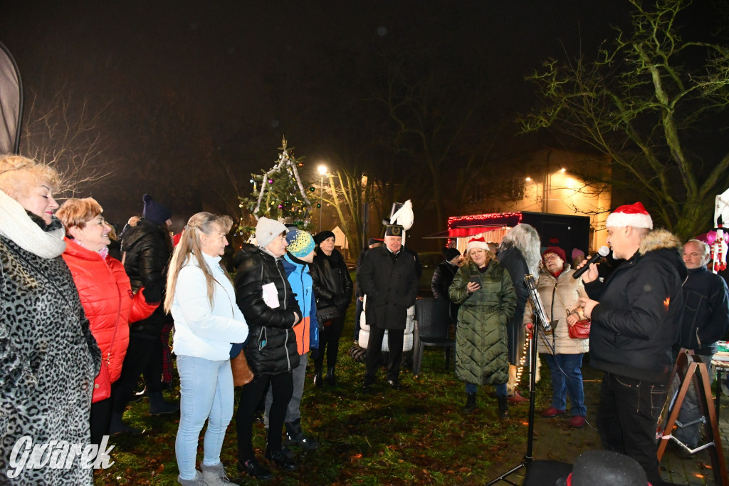 Przednia świąteczna zabawa w Bobrownikach Śląskich