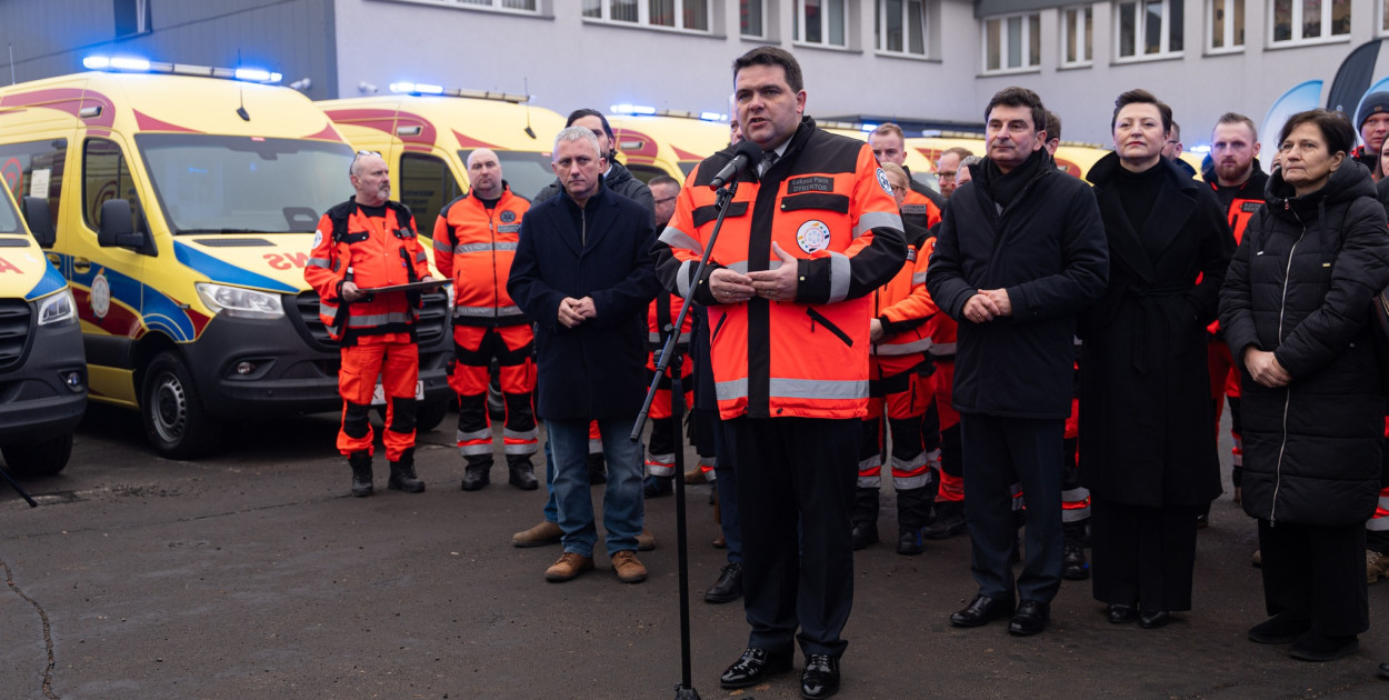 Nowe karetki dla Tarnowskich Gór i Piekar Śląskich