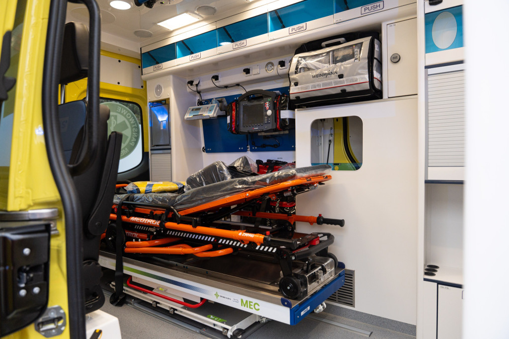 Nowe karetki dla Tarnowskich Gór i Piekar Śląskich