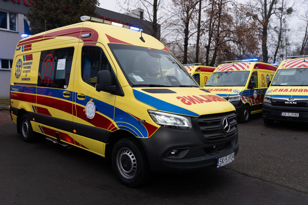 Nowe karetki dla Tarnowskich Gór i Piekar Śląskich