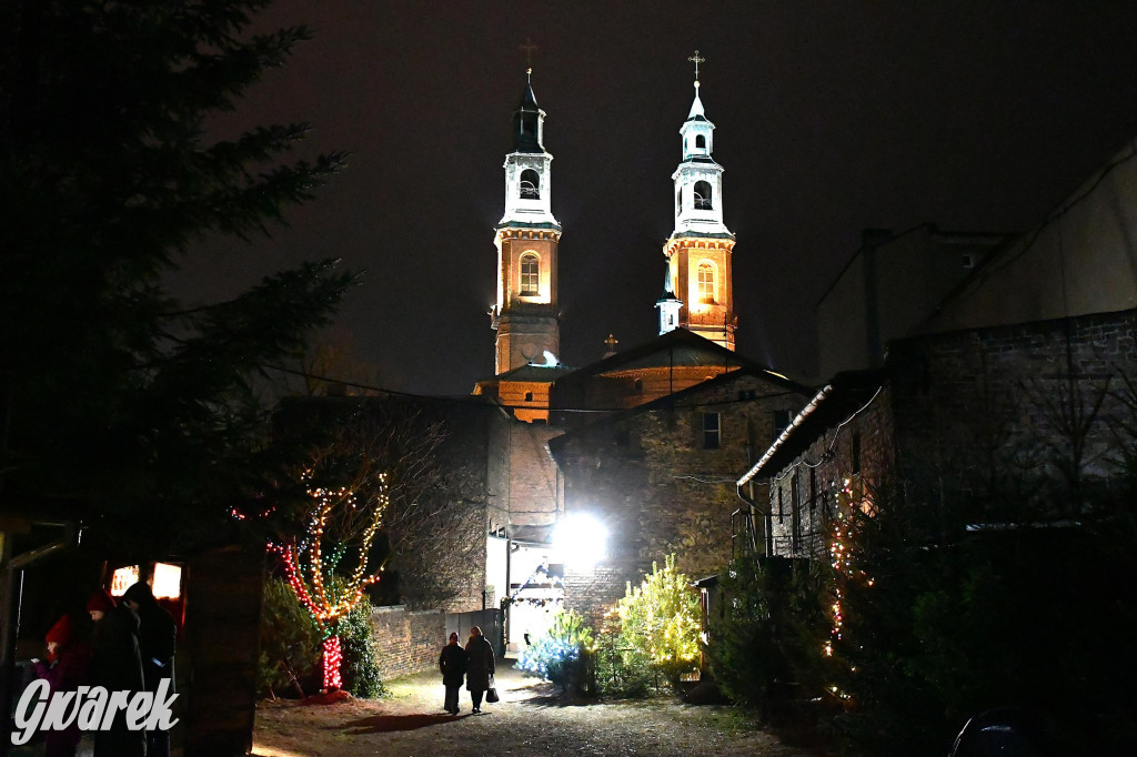 Piekarskie Betlejem przy bazylice