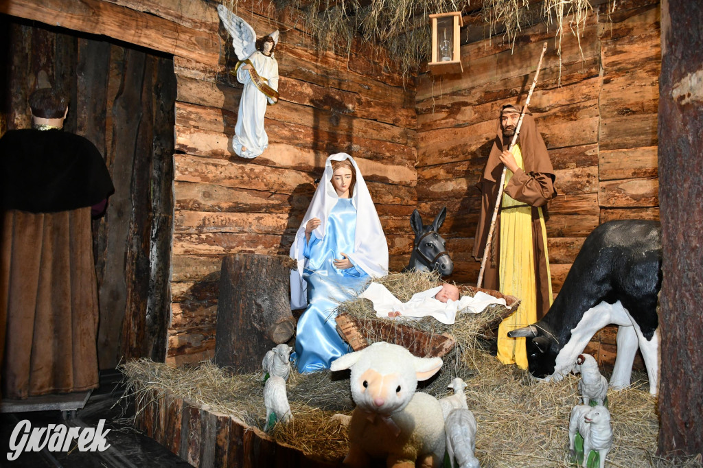 Piekarskie Betlejem przy bazylice