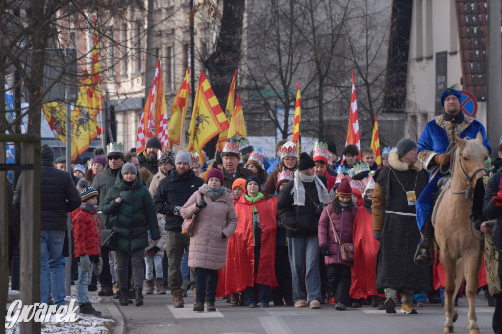 Orszak Trzech Króli 2026 przeszedł ulicami Tarnowskich Gór