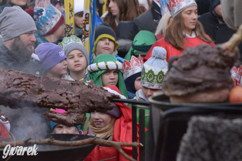 Orszak Trzech Króli 2026 przeszedł ulicami Tarnowskich Gór