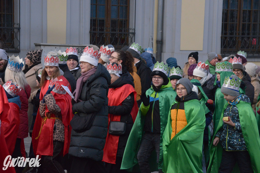 Orszak Trzech Króli 2026 przeszedł ulicami Tarnowskich Gór