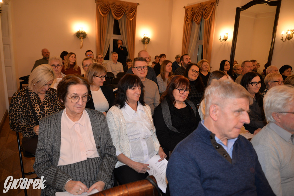 Śląskie Smyki i chór publiczności. Maraton kolędowania