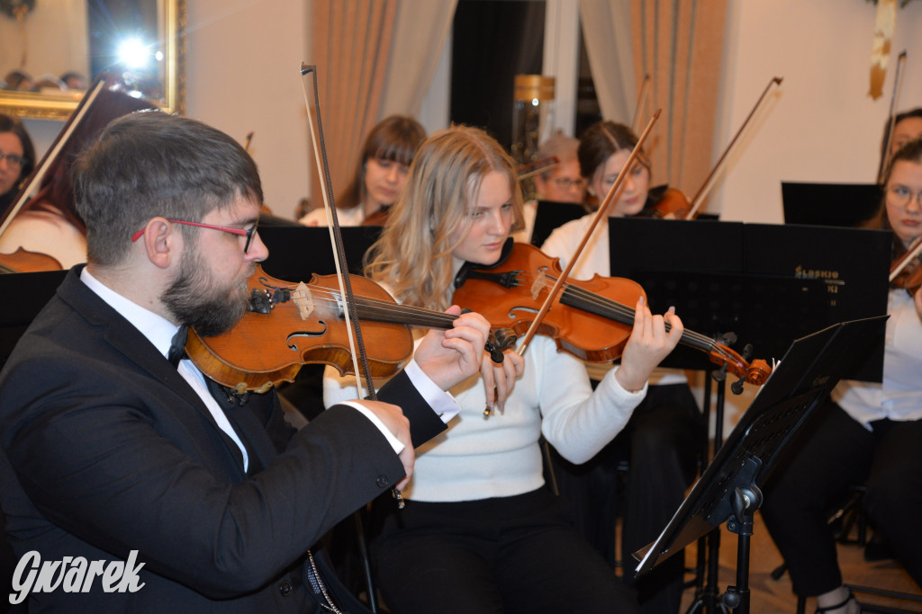 Śląskie Smyki i chór publiczności. Maraton kolędowania