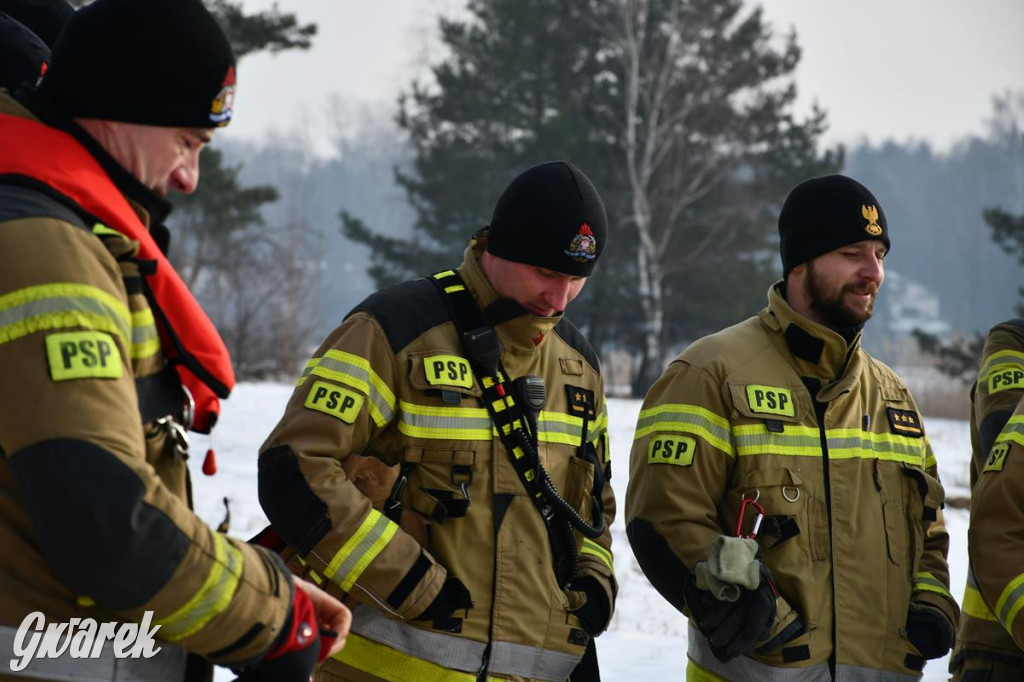 Nakło-Chechło: ćwiczenia ratownicze na lodzie