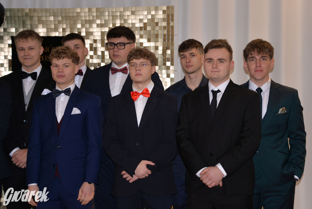 Kameralna studniówka Sorbony i piękny polonez