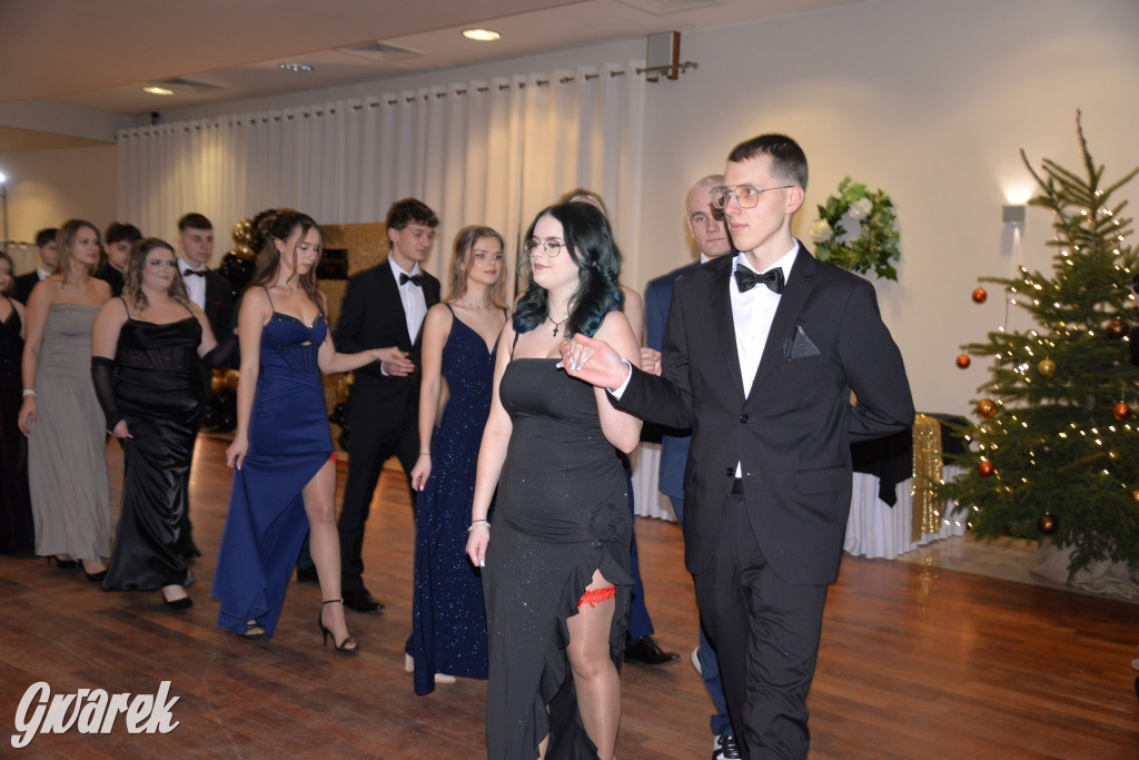 Kameralna studniówka Sorbony i piękny polonez