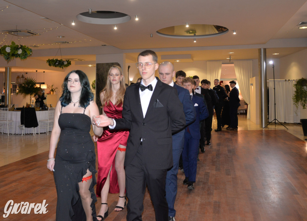 Kameralna studniówka Sorbony i piękny polonez