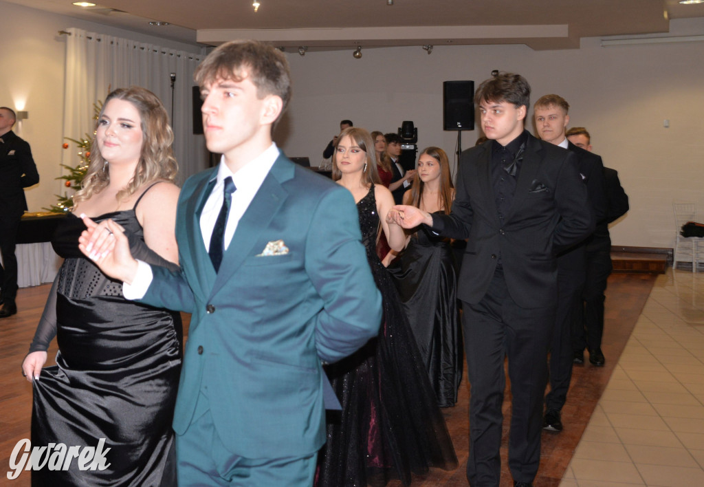 Kameralna studniówka Sorbony i piękny polonez