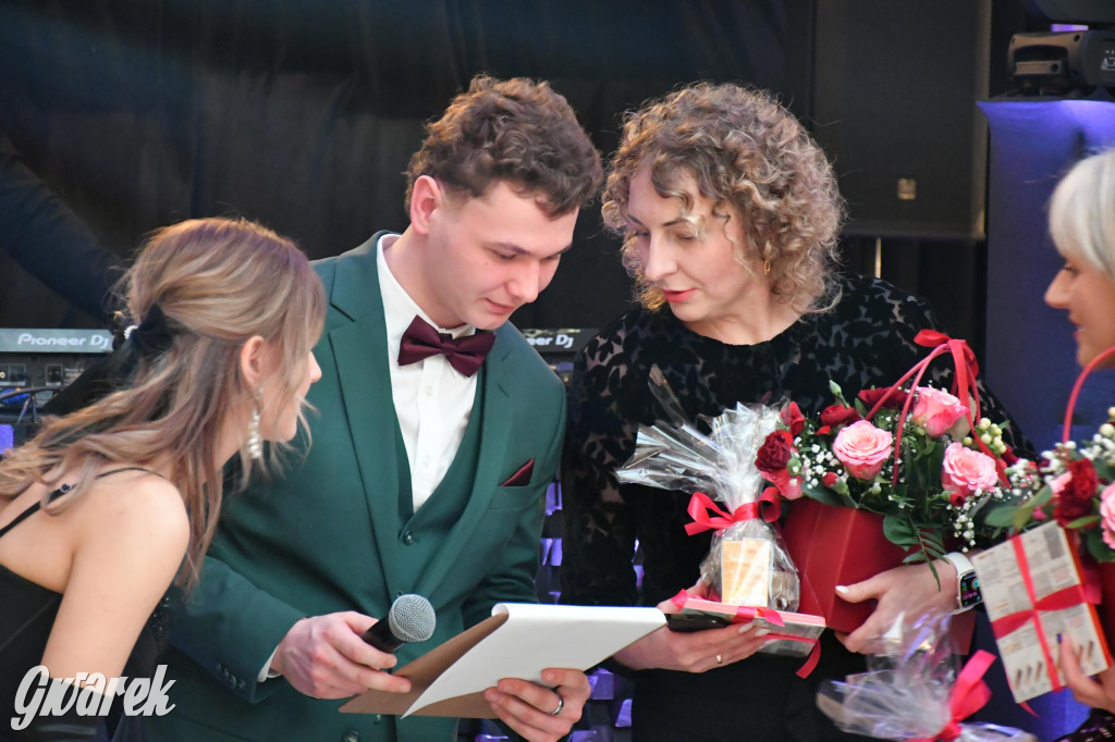 Studniówka szkoły rolniczej z Nakła Śląskiego