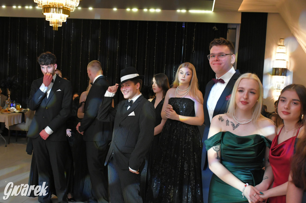 Studniówka szkoły rolniczej z Nakła Śląskiego