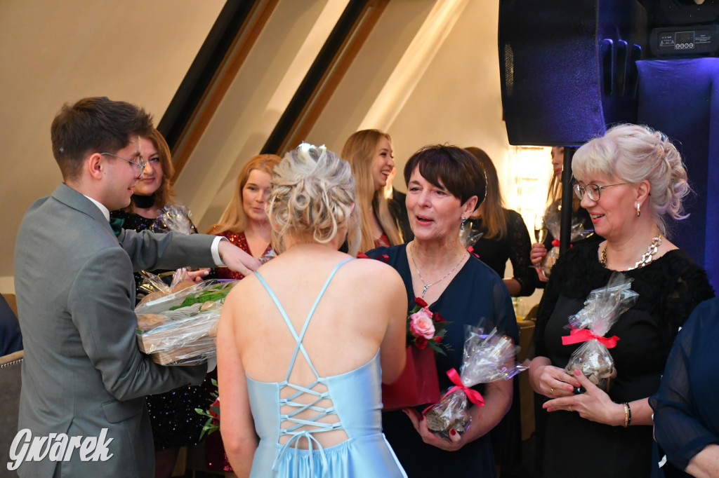 Studniówka szkoły rolniczej z Nakła Śląskiego