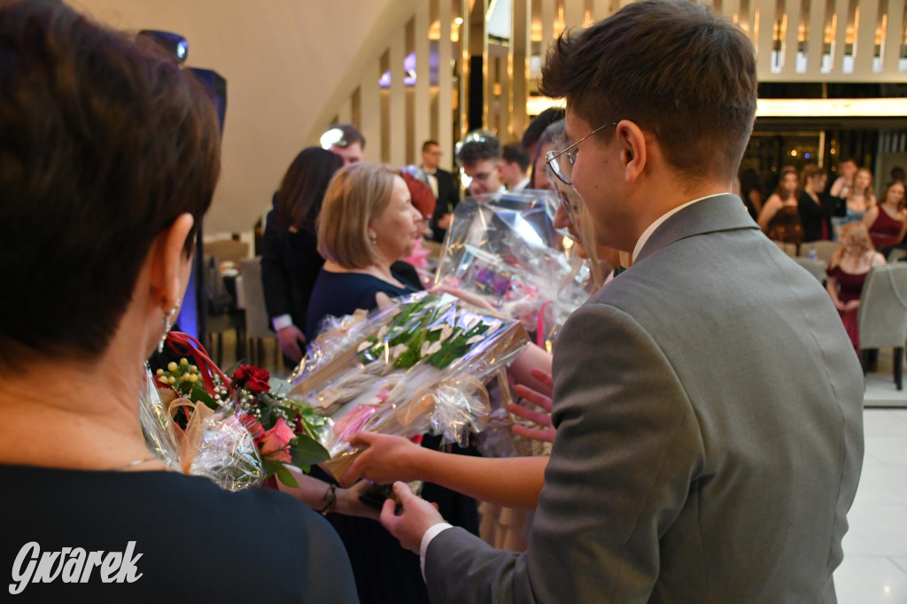 Studniówka szkoły rolniczej z Nakła Śląskiego