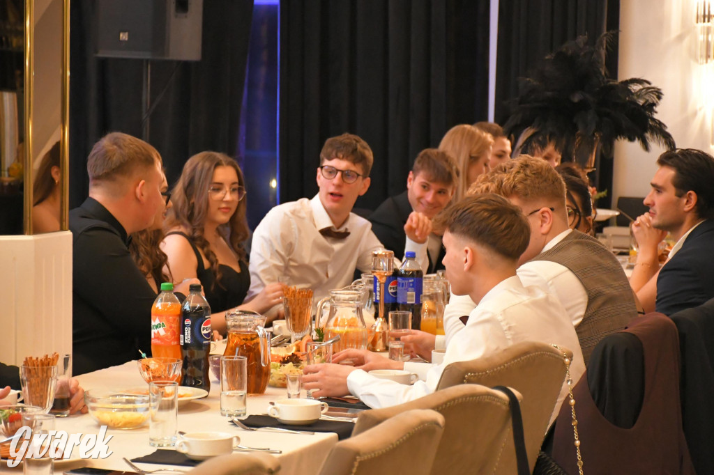 Studniówka szkoły rolniczej z Nakła Śląskiego