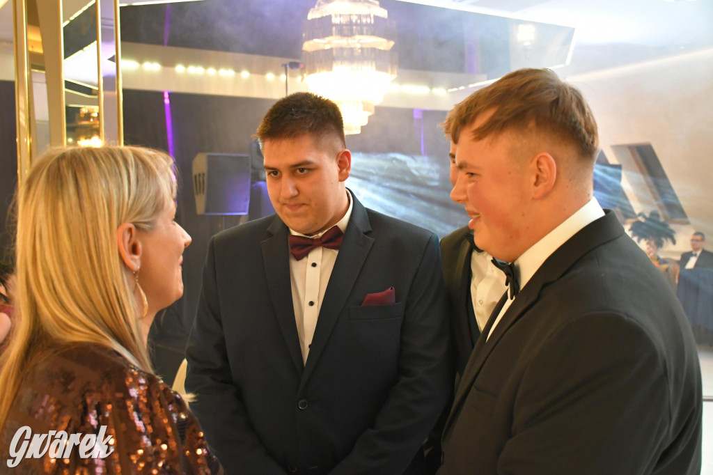 Studniówka szkoły rolniczej z Nakła Śląskiego