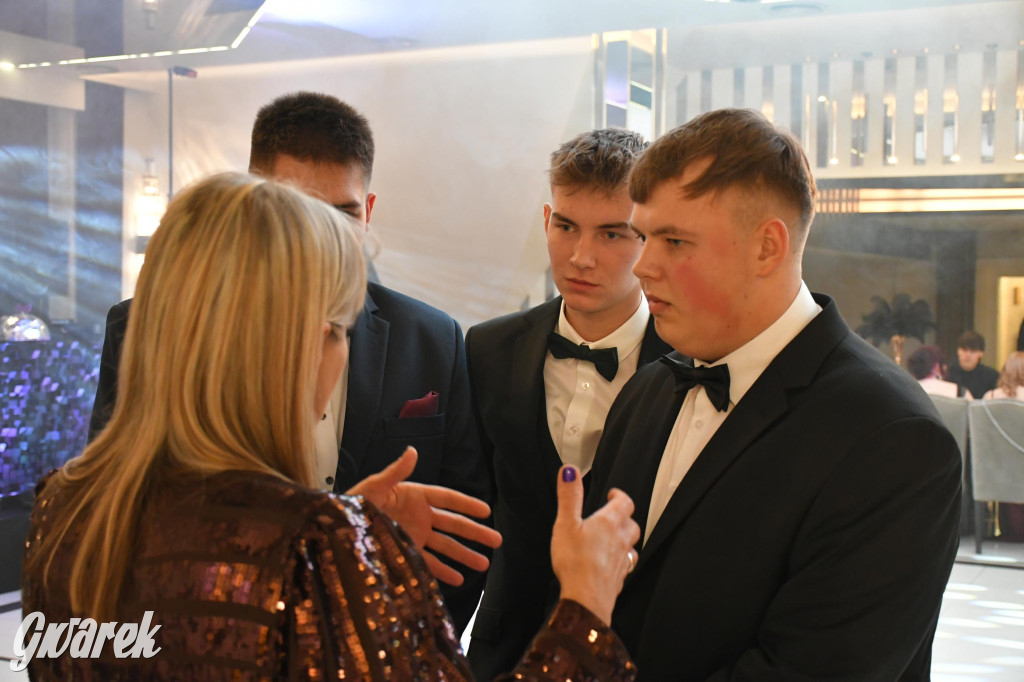 Studniówka szkoły rolniczej z Nakła Śląskiego