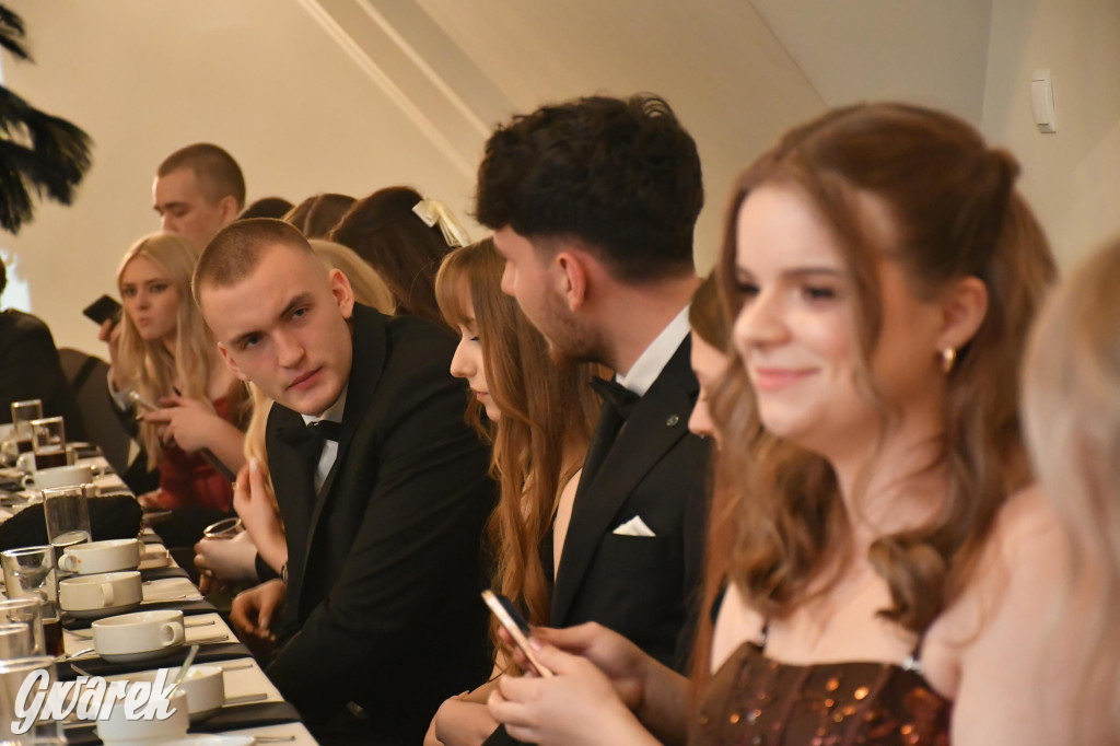 Studniówka szkoły rolniczej z Nakła Śląskiego