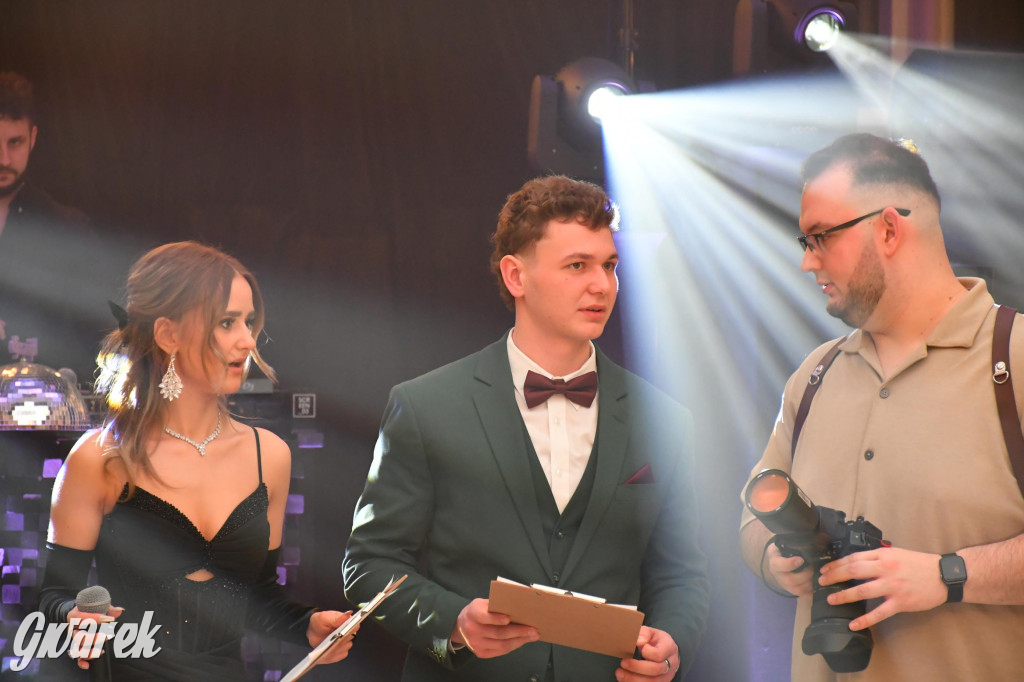 Studniówka szkoły rolniczej z Nakła Śląskiego