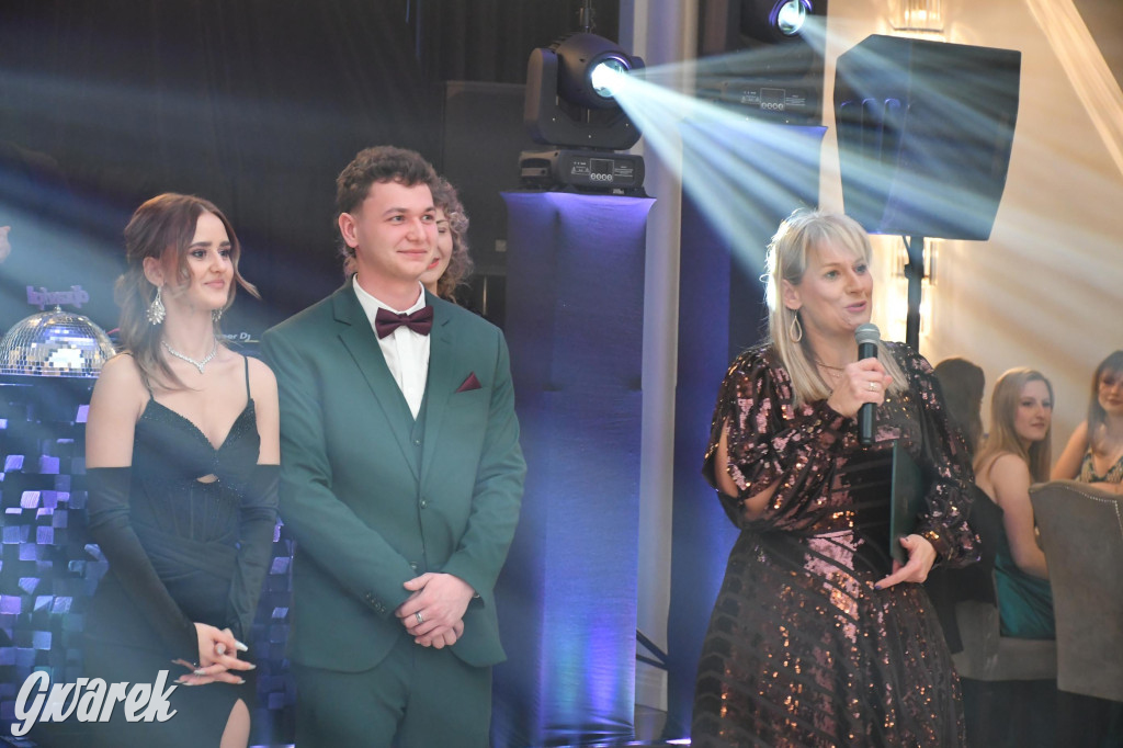 Studniówka szkoły rolniczej z Nakła Śląskiego