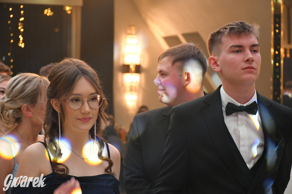 Studniówka szkoły rolniczej z Nakła Śląskiego