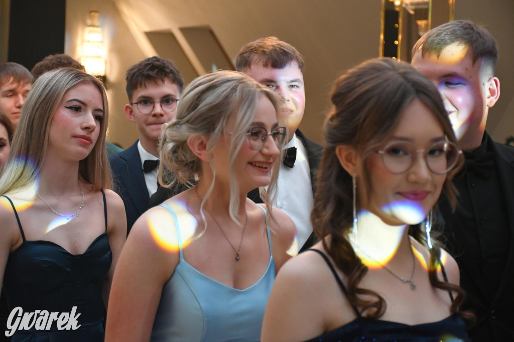 Studniówka szkoły rolniczej z Nakła Śląskiego