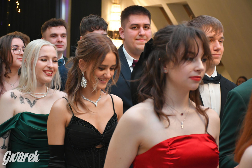 Studniówka szkoły rolniczej z Nakła Śląskiego