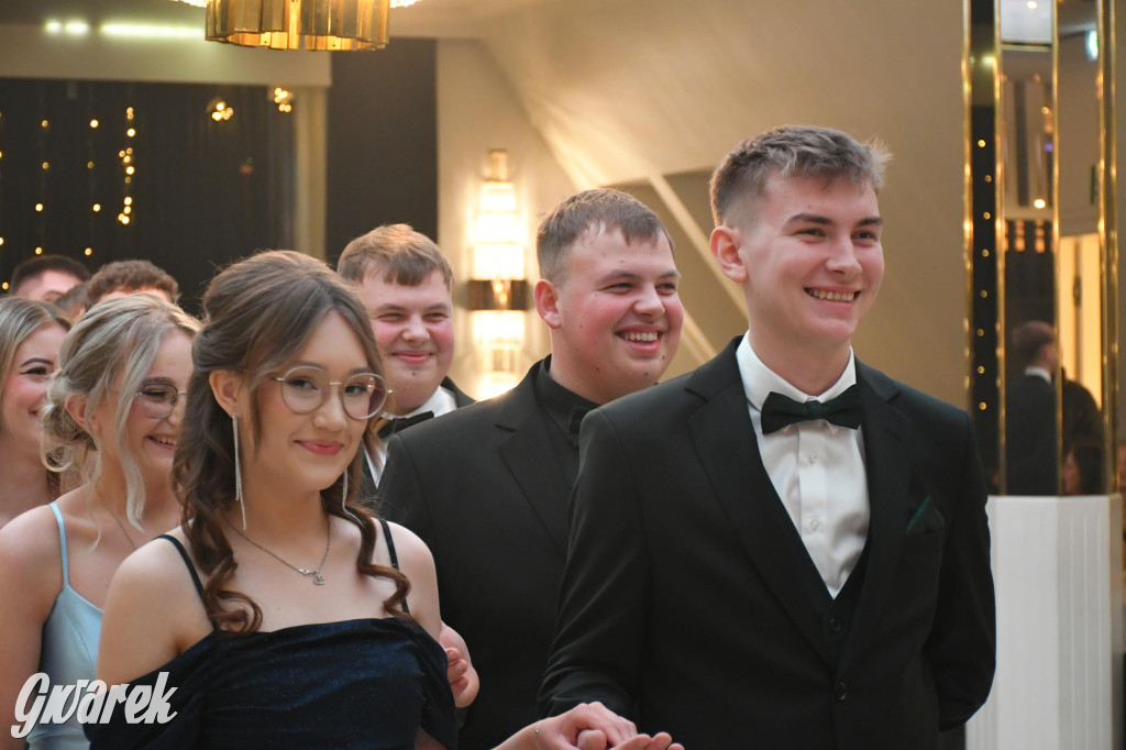 Studniówka szkoły rolniczej z Nakła Śląskiego