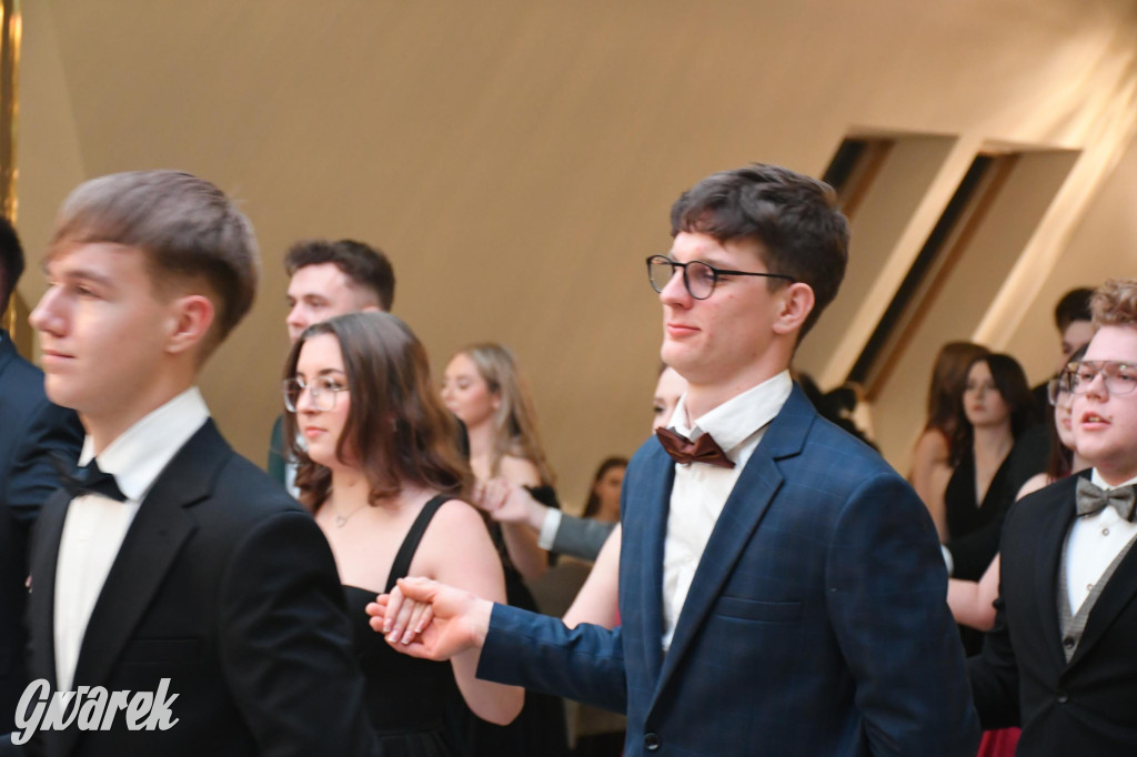 Studniówka szkoły rolniczej z Nakła Śląskiego