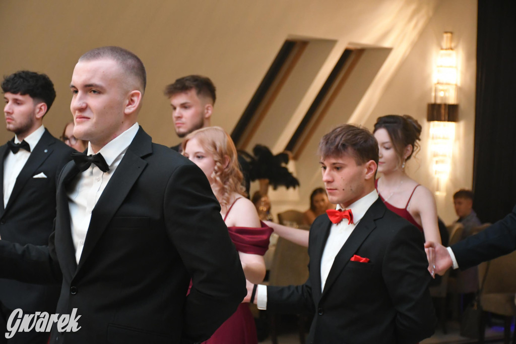 Studniówka szkoły rolniczej z Nakła Śląskiego