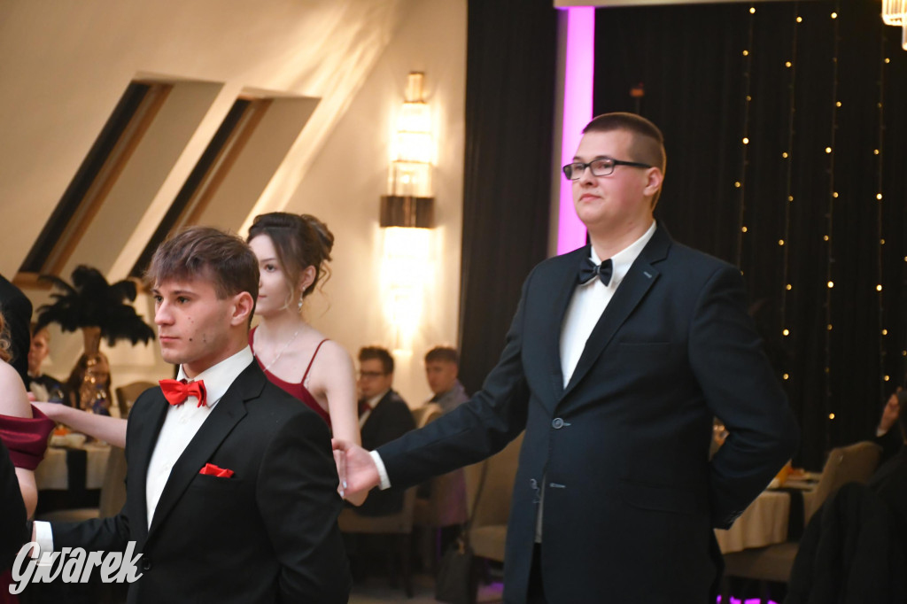 Studniówka szkoły rolniczej z Nakła Śląskiego