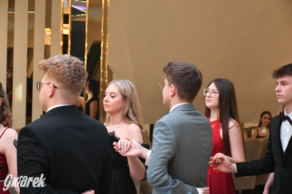 Studniówka szkoły rolniczej z Nakła Śląskiego