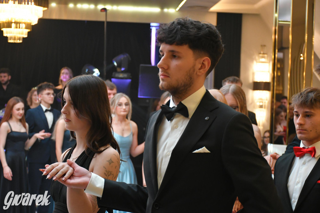 Studniówka szkoły rolniczej z Nakła Śląskiego