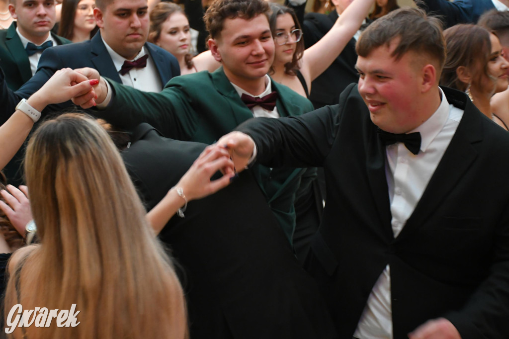 Studniówka szkoły rolniczej z Nakła Śląskiego