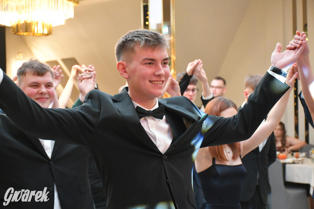 Studniówka szkoły rolniczej z Nakła Śląskiego