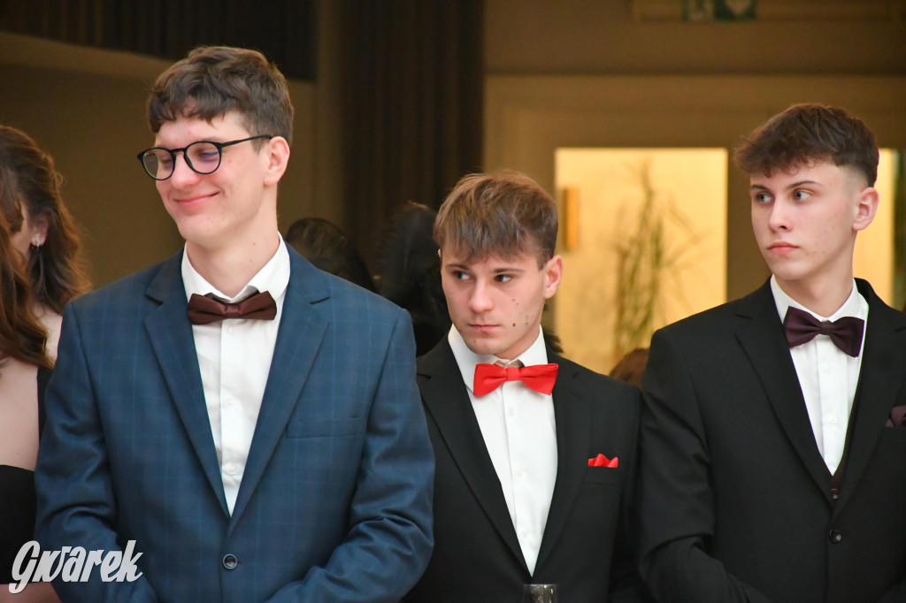 Studniówka szkoły rolniczej z Nakła Śląskiego