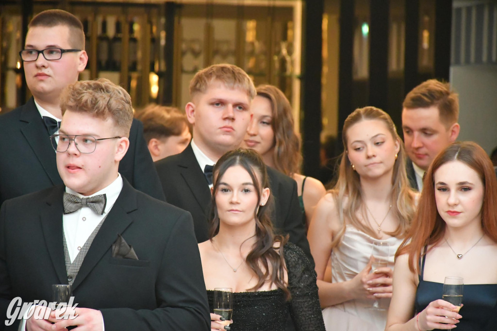 Studniówka szkoły rolniczej z Nakła Śląskiego