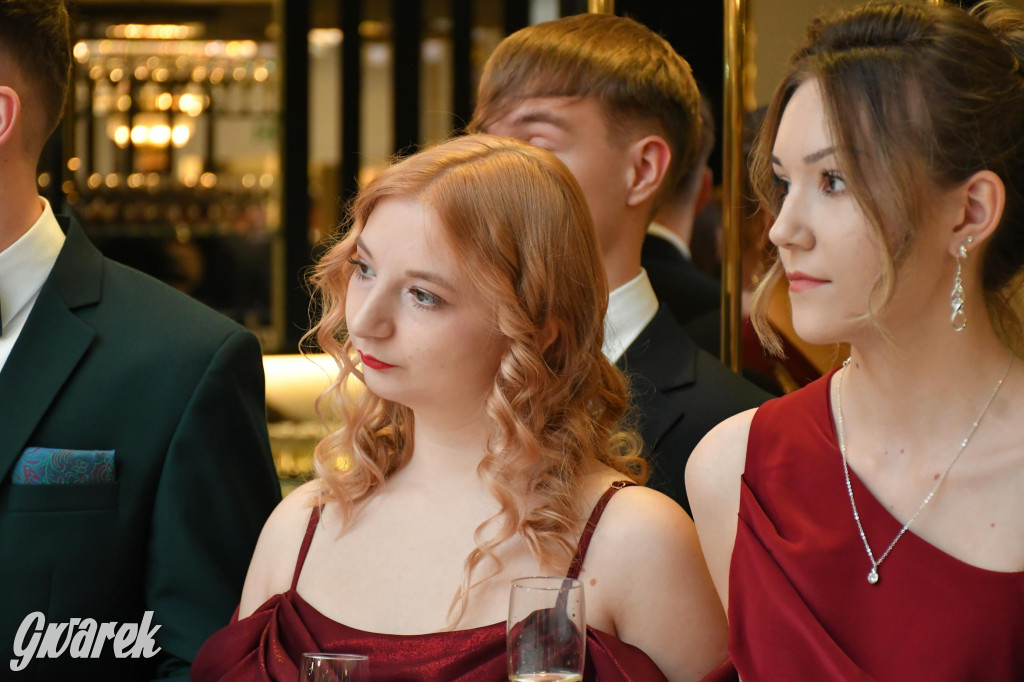 Studniówka szkoły rolniczej z Nakła Śląskiego