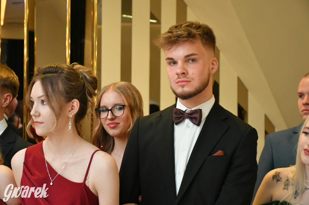 Studniówka szkoły rolniczej z Nakła Śląskiego