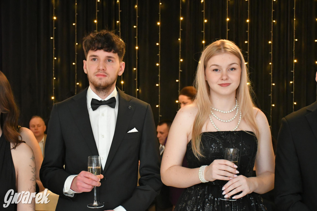 Studniówka szkoły rolniczej z Nakła Śląskiego