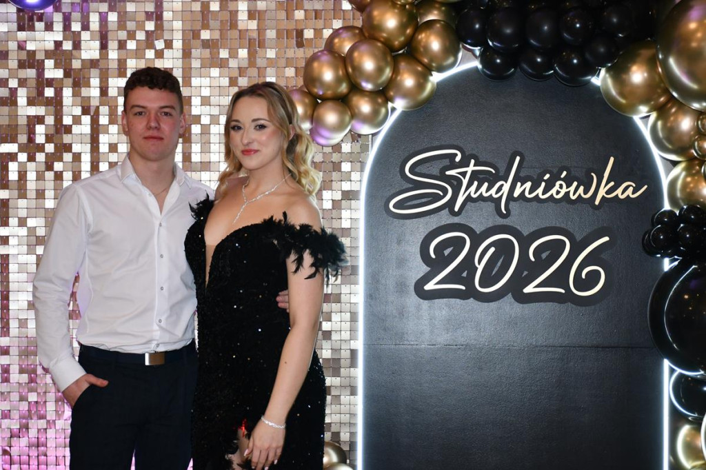 Wieczór nabiera rozpędu. Studniówka Gastronomika