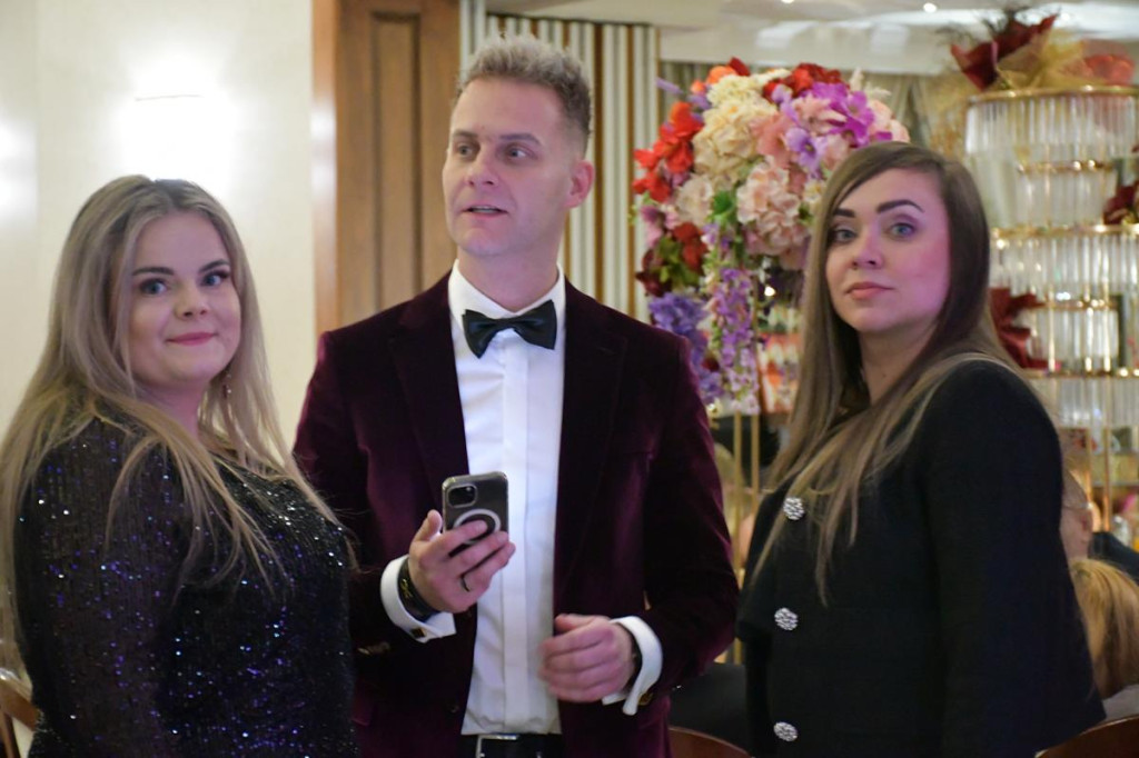 Wieczór nabiera rozpędu. Studniówka Gastronomika