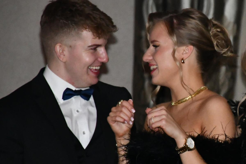 Wieczór nabiera rozpędu. Studniówka Gastronomika