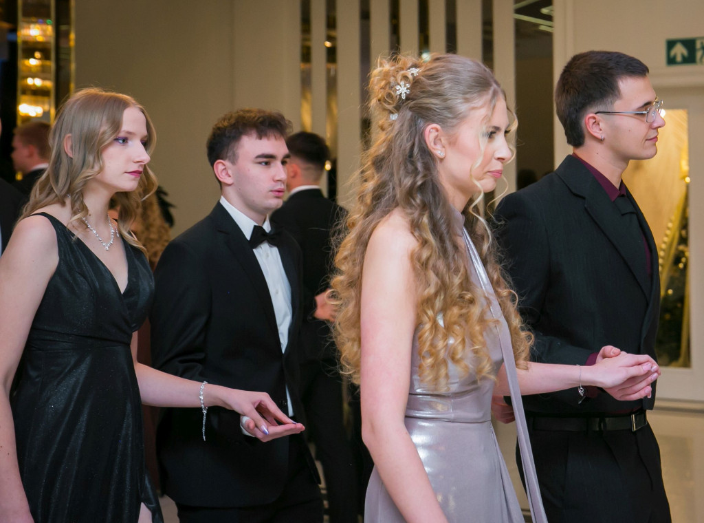 Studniówka Budowlanki i świetna zabawa