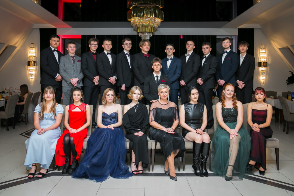 Studniówka Budowlanki i świetna zabawa