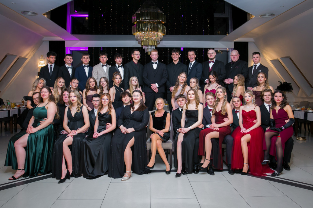 Studniówka Budowlanki i świetna zabawa