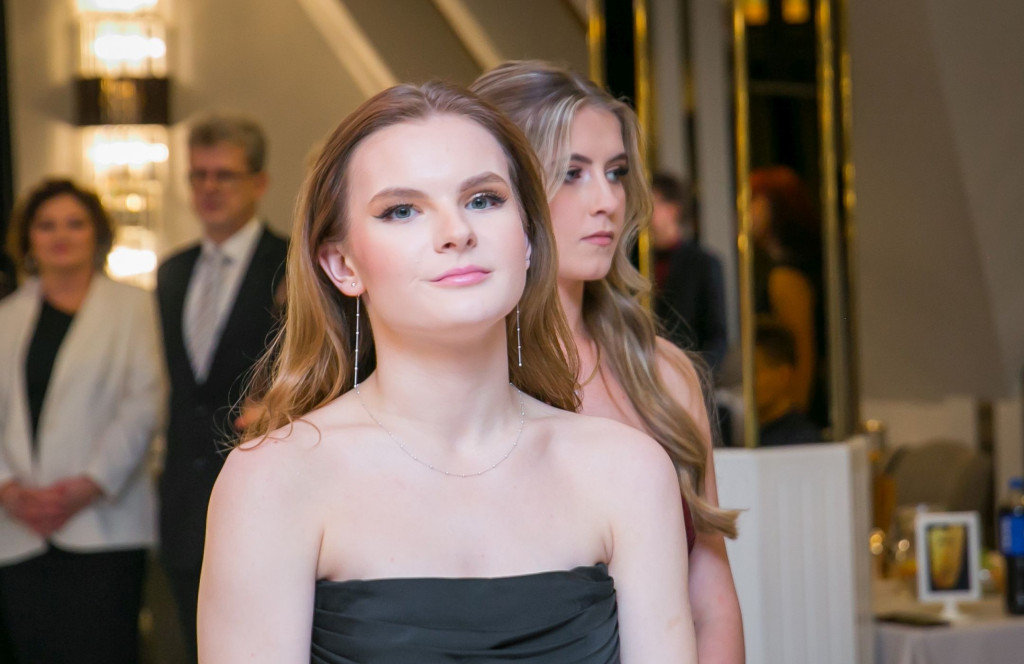 Studniówka Budowlanki i świetna zabawa